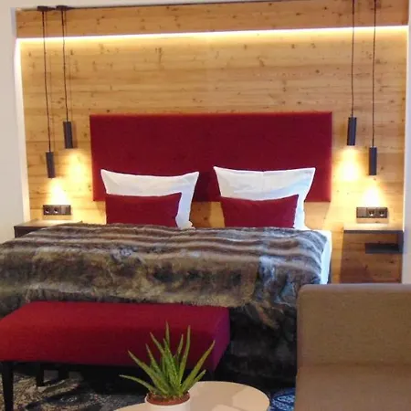 Mariandl Guest house 3*